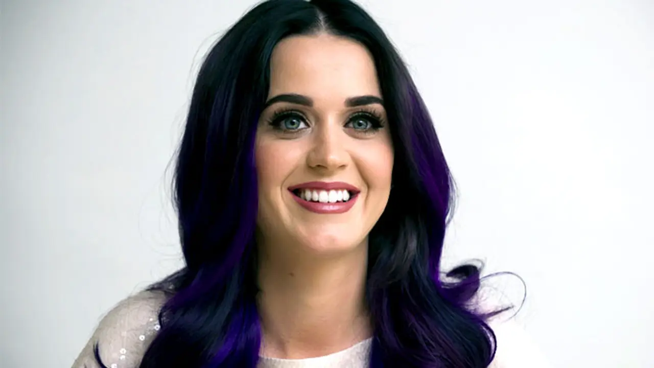 katty-pery-131028b.jpg