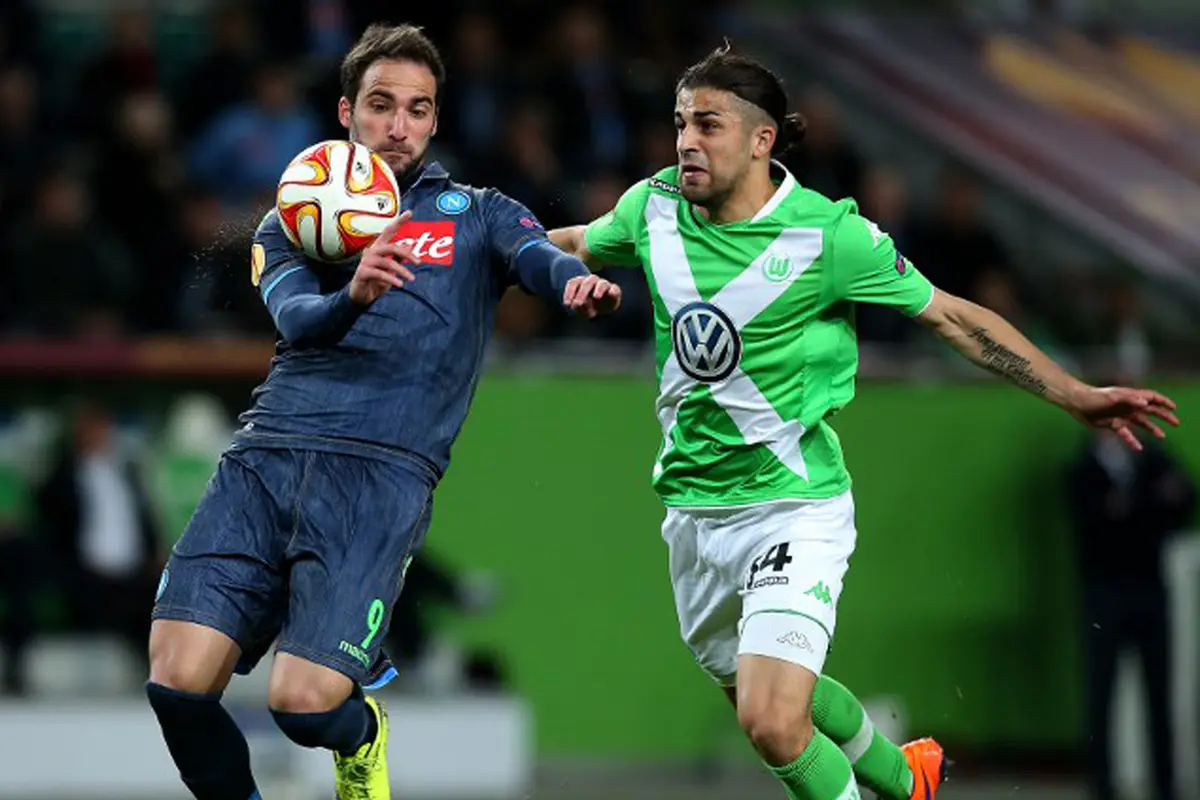 Bermain di Kandang Wolfsburg Dipermalukan Napoli