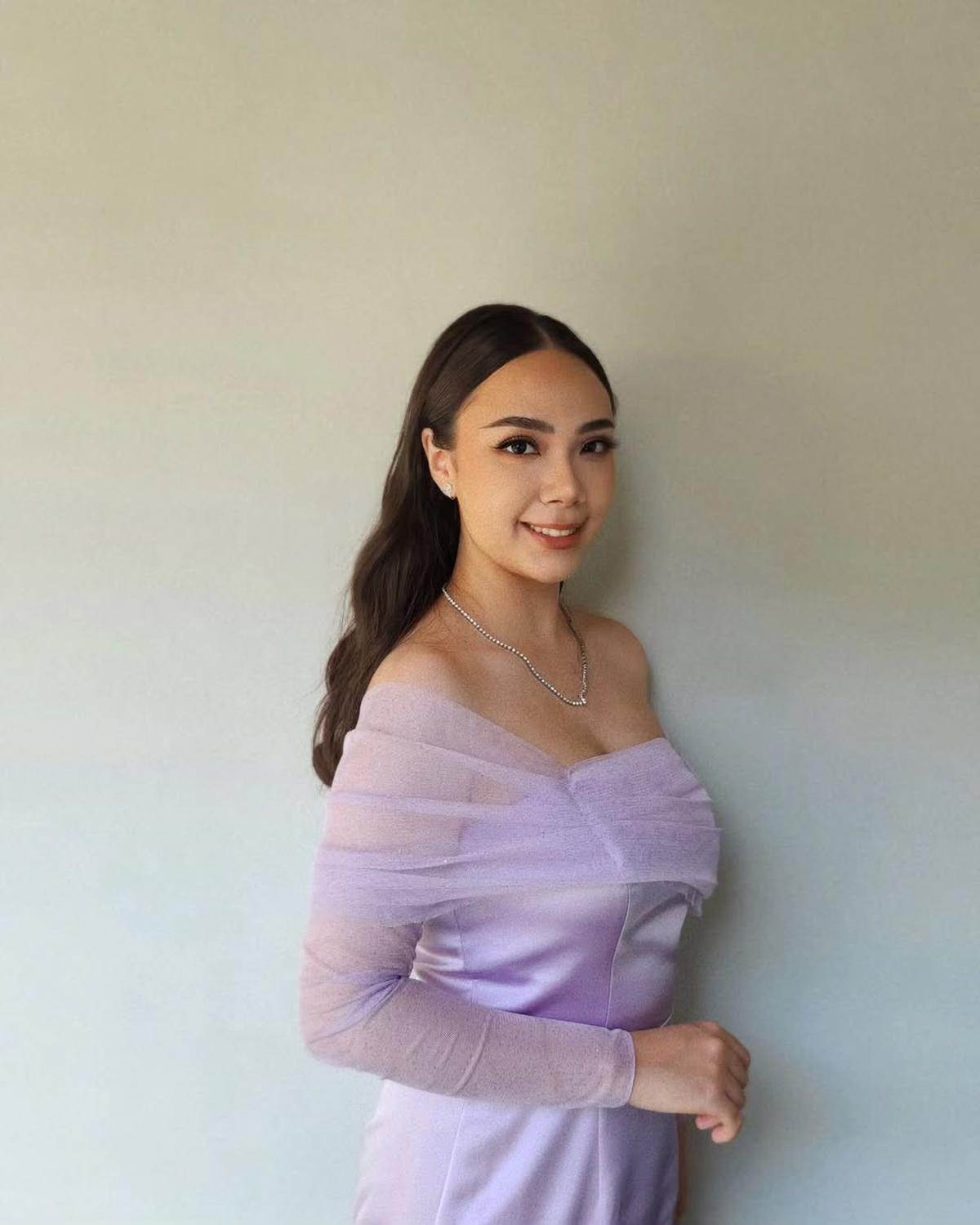 Potret Cantik Valerie Bowie, Adik Pamela Bowie yang Jarang Tersorot