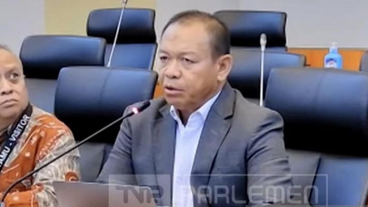 VIDEO: Jenderal TNI Keras Depan Komisi I "Pangkat Tinggi Buat Apa, Kalau Mau Kaya"