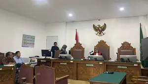 KPK Tak Hadir, Sidang Praperadilan Eks Wamen Imipas Silmy Karim Ditunda