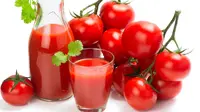 Komponen penting di dalam jus tomat bantu redakan gejala menopause. Manfaat lainnya, baik untuk jantung Anda.