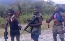 VIDEO: Momen Sadis Danramil TNI Gugur Ditembak OPM Papua saat Kendarai Motor