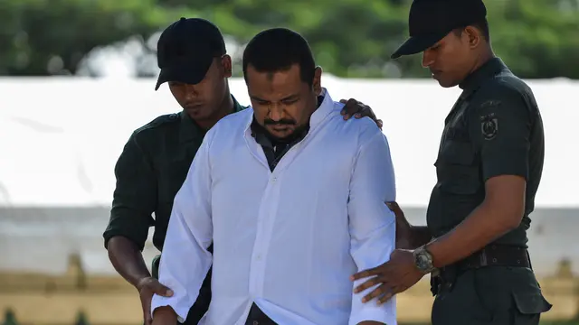 Kepergok Mesum, Manajer Hotel dan Karyawati Dihukum Cambuk di Aceh