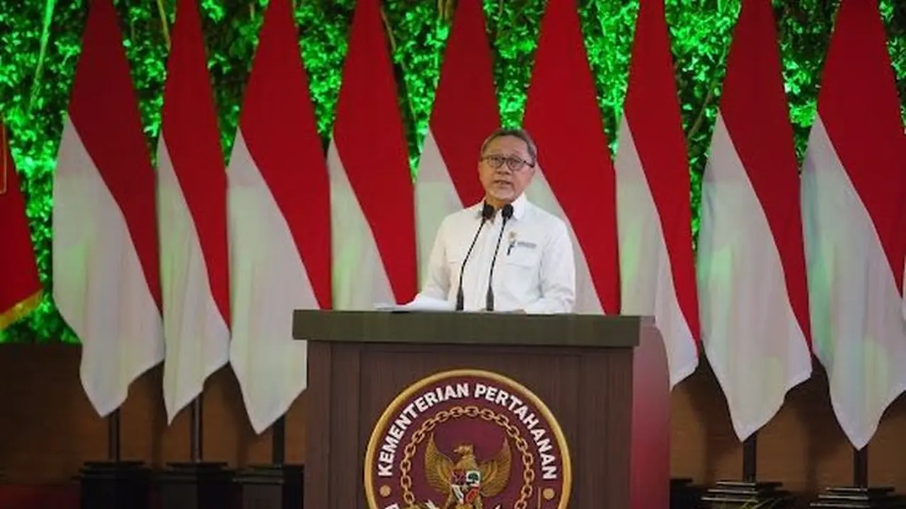 Menteri Perdagangan (Mendag) Zulkifli Hasan dalam acara Simposium Kementerian Pertahanan (Kemenhan), Kamis (2/11/2023). (Foto: Humas Kemendag)