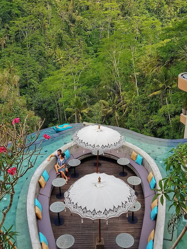 Jarang Tersorot, Ini 6 Momen Kebersamaan Chef Marinka dengan Kekasihnya