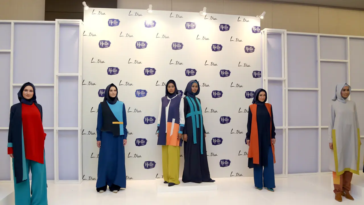 Warna-Warni Koleksi Busana Muslim yang Stylish dan Ceria