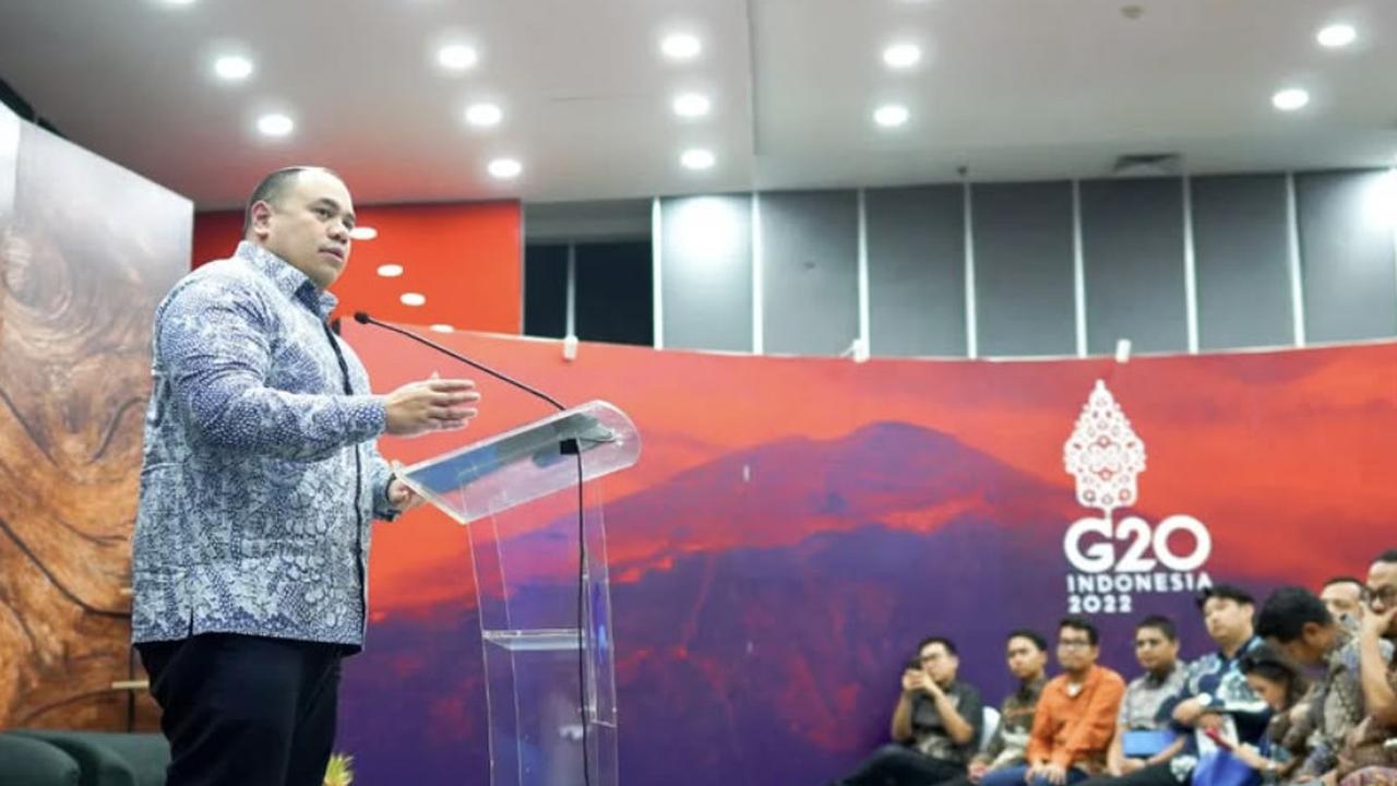 BPI Danantara Fokus pada Investasi Jangka Panjang, Targetkan 5 Sektor Strategis 2025"**