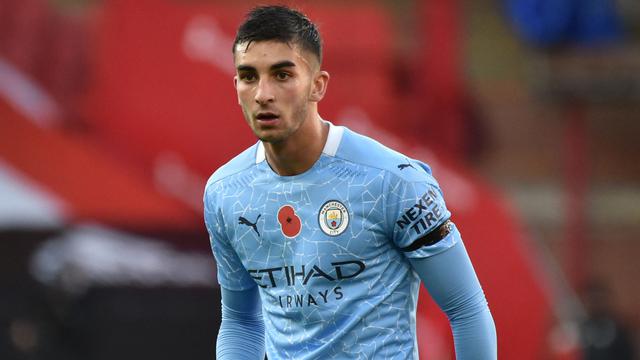 Foto: Sebelum Ferran Torres, 5 Pemain yang Pernah Berseragam Manchaster City dan Barcelona