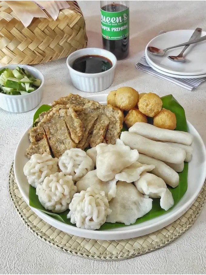 Aneka Menu Pempek Hias dari Queenspempek, Cocok Jadi Hampers Sedap Anti Mainstream