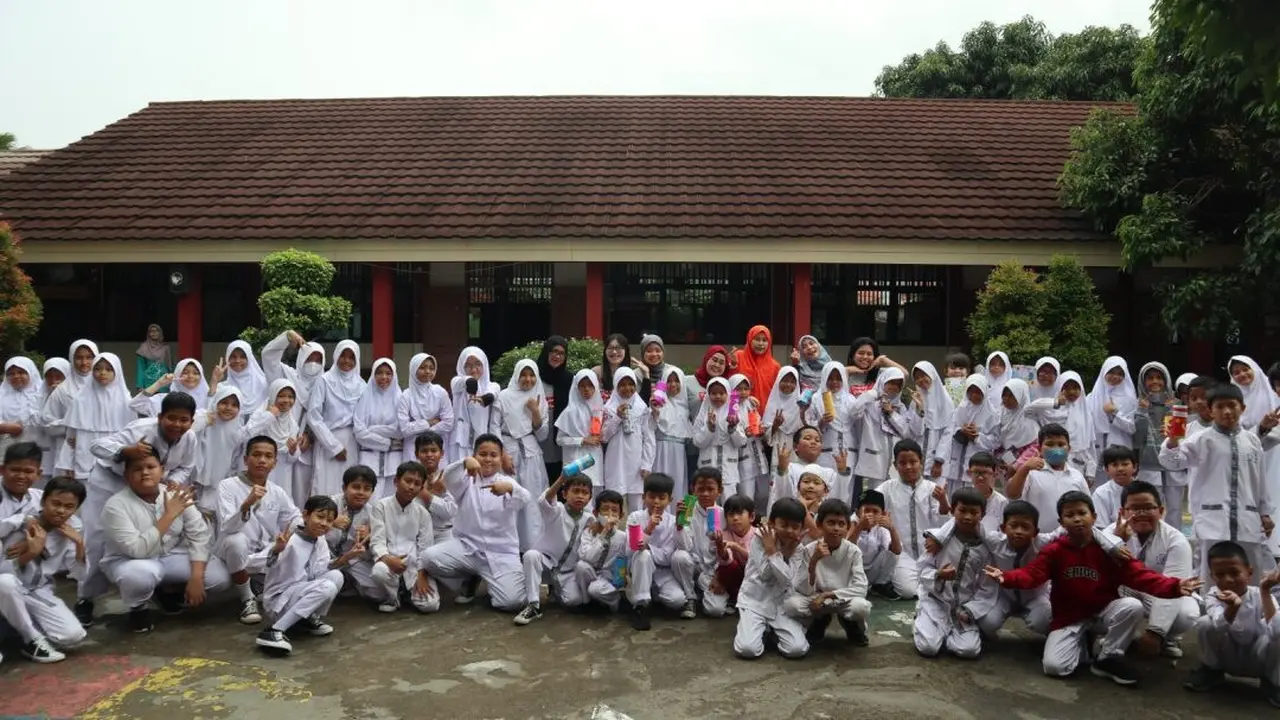 PT Prudential Life Assurance (Prudential Indonesia) mengedukasi generasi muda terkait peningkatan literasi keuangan. (Liputan6.com/ ist)