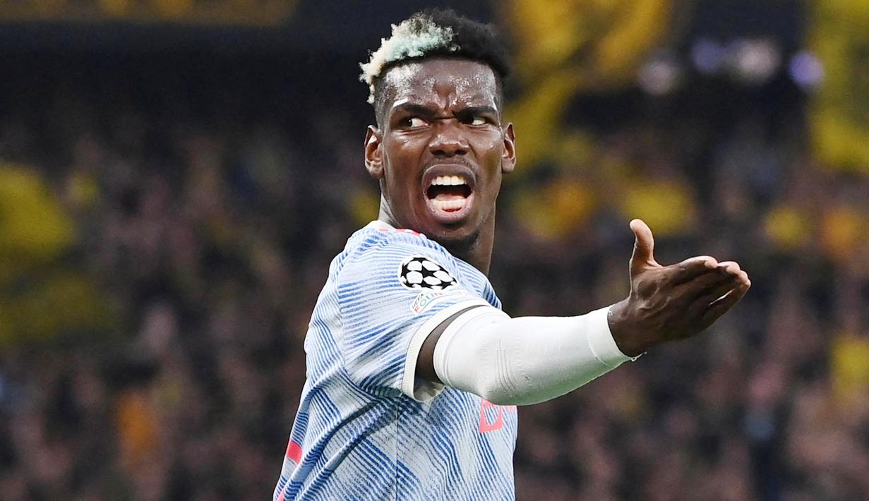 Paul Pogba - Bintang Manchester United ini juga belum menemui titik temu terkait masa baktinya di Old Trafford. Dengan status nasibnya yang belum menentu, mantan bintang Juventus ini bisa saja hengkang secara gratis pada Juli nanti saat kontraknya berakhir. (AFP/Fabrice Coffrini)