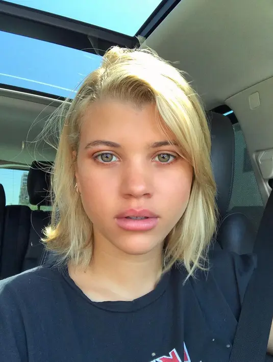 Anak Scott Disick sendiri sepertinya enggan untuk berdekatan dengan Sofia Richie. (instagram/sofiarichie)