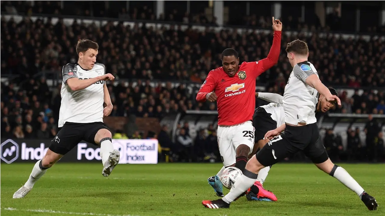 Penyerang Manchester United, Odion Ighalo.