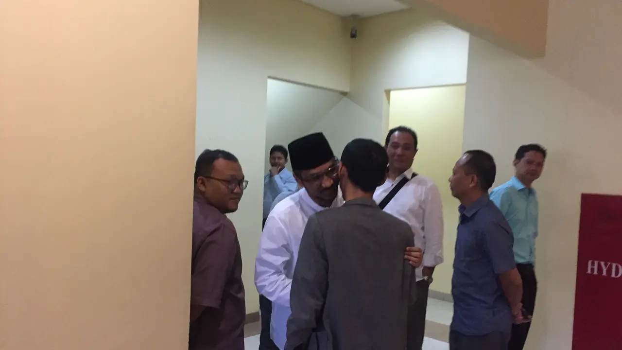 Abraham Samad tiba di Kantor DPP PKS (Liputan6.com/M Radityo)