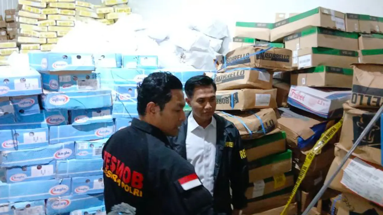 Bareskrim Polri mengungkap peredaran daging domba beku kedaluwarsa impor asal Australia dengan total berat sekitar 14 ton