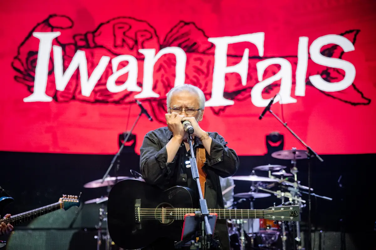 "Tanda Mata Glenn Fredly Untuk Iwan Fals" (@kalebsitompul)
