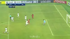 Tianjin Quanjian berhasil meraih kemenangan 4-2 atas Jeonbuk Motors di kandang sendiri. 

Tuan rumah sempat unggul dua kali, tapi ...
