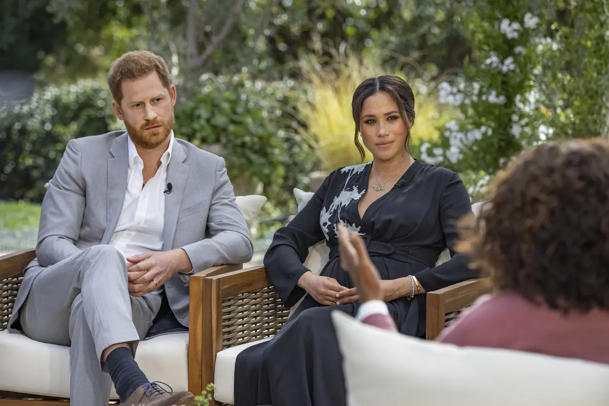 Pangeran Harry dan Meghan Markle dalam Wawancara Oprah. (Joe Pugliese/Harpo Productions via AP, File)