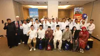 AQUA dan DMI Berangkatkan 20 Khadimatul Masjid untuk Umrah