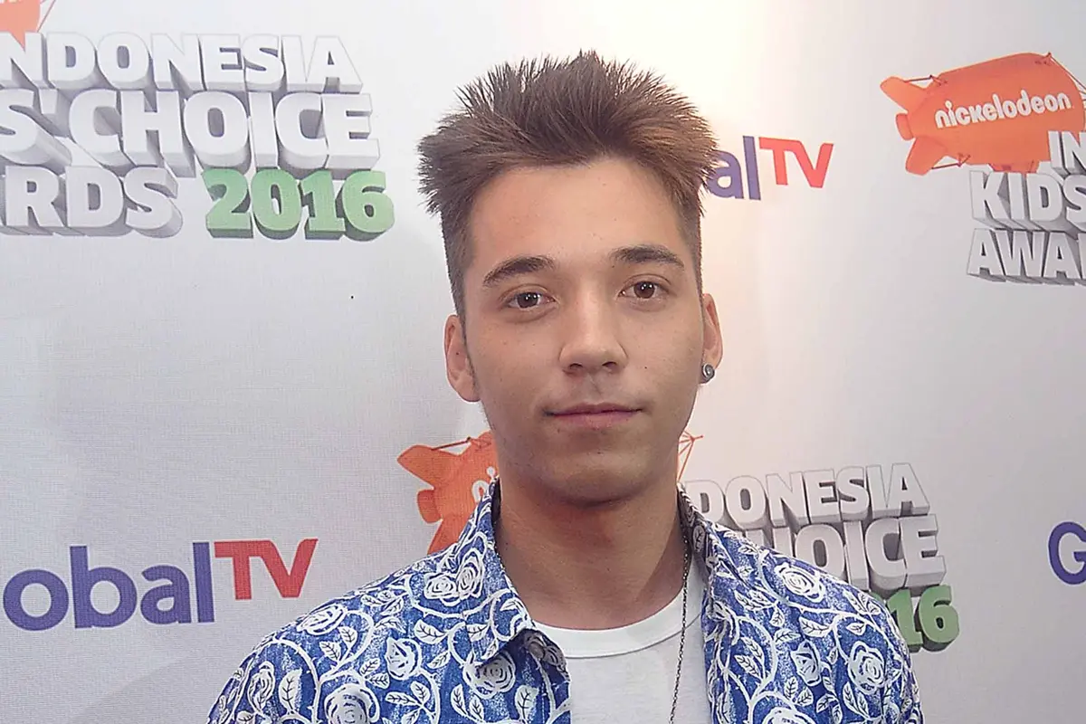 [Bintang] Stefan William