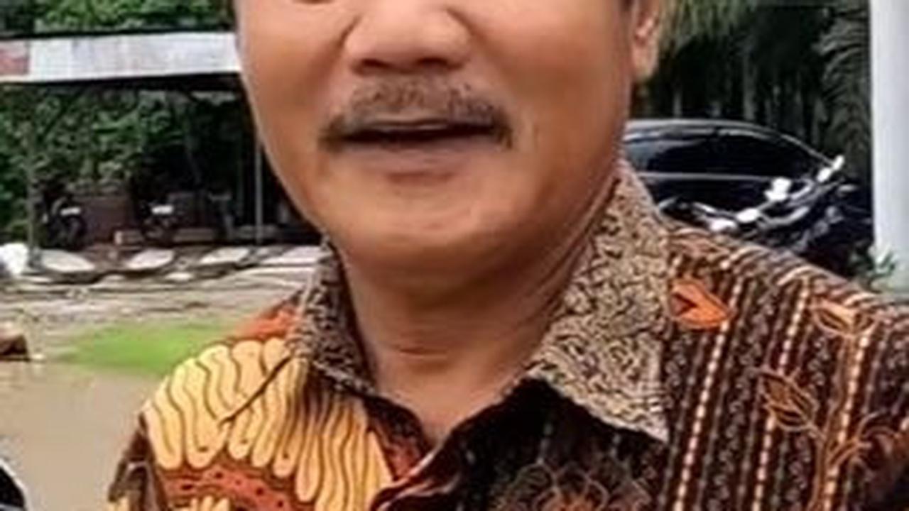 "Dulu mulanya bekerja, berdagang orang Nias di sini ada 500 Kepala Keluarga kalau jiwa lebih kurang 1.000 lebih sudah turun temurun," kata salah satu jemaat Gereja BNKP Houlani.<br>