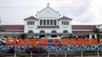 Daops 3 Cirebon memperketat protokol kesehatan untuk penumpang kereta api memasuki libur Isra Mikraj dan Nyepi. Foto (Istimewa)
