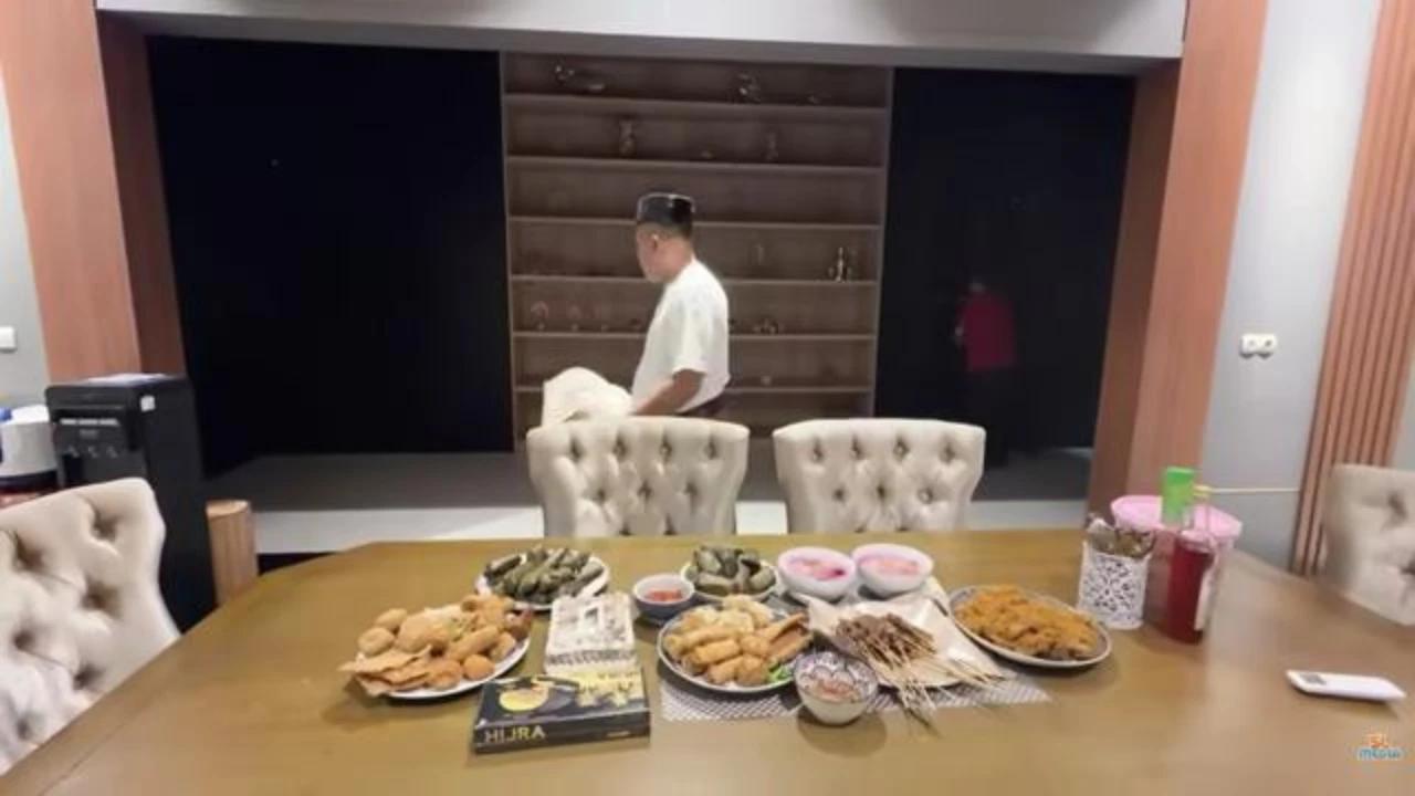 Bikin Terpukau! 7 Foto Ruang Makan Rumah Sule Bergaya Modern Open Space