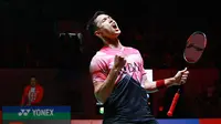 Selebrasi emosional Jonatan Christie usai mengalahkan Shi Yuqi di babak semifinal Indonesia Masters 2023, Sabtu (28/1/2023) siang WIB. (Bola.com/Muhammad Iqbal Ichsan)