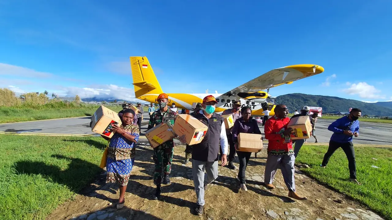Bantuan Kemensos untuk korban banjr Paniai Papua (Foto: Kemensos)