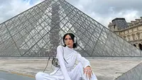 Sosoknya sempat viral bersamaan dengan Citayem Fashion Week, kini Tamara Dai sudah melenggang di kancah permodelan Internasional. Selain Tamara, diketahui bahwa aktris Ariel Tatum pun turut menjadi salah satu model yang melenggang di Paris Fashion Week. (Liputan6.com/IG/@tamaradai)