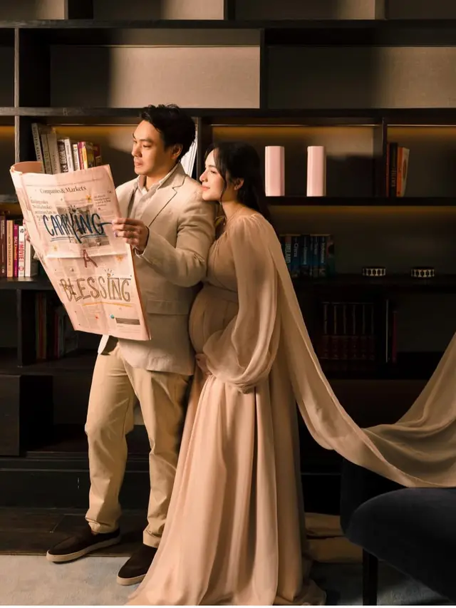 Maternity Shoot Chelsea Islan Hamil Anak Pertama pakai dress. [@chelseaislan]