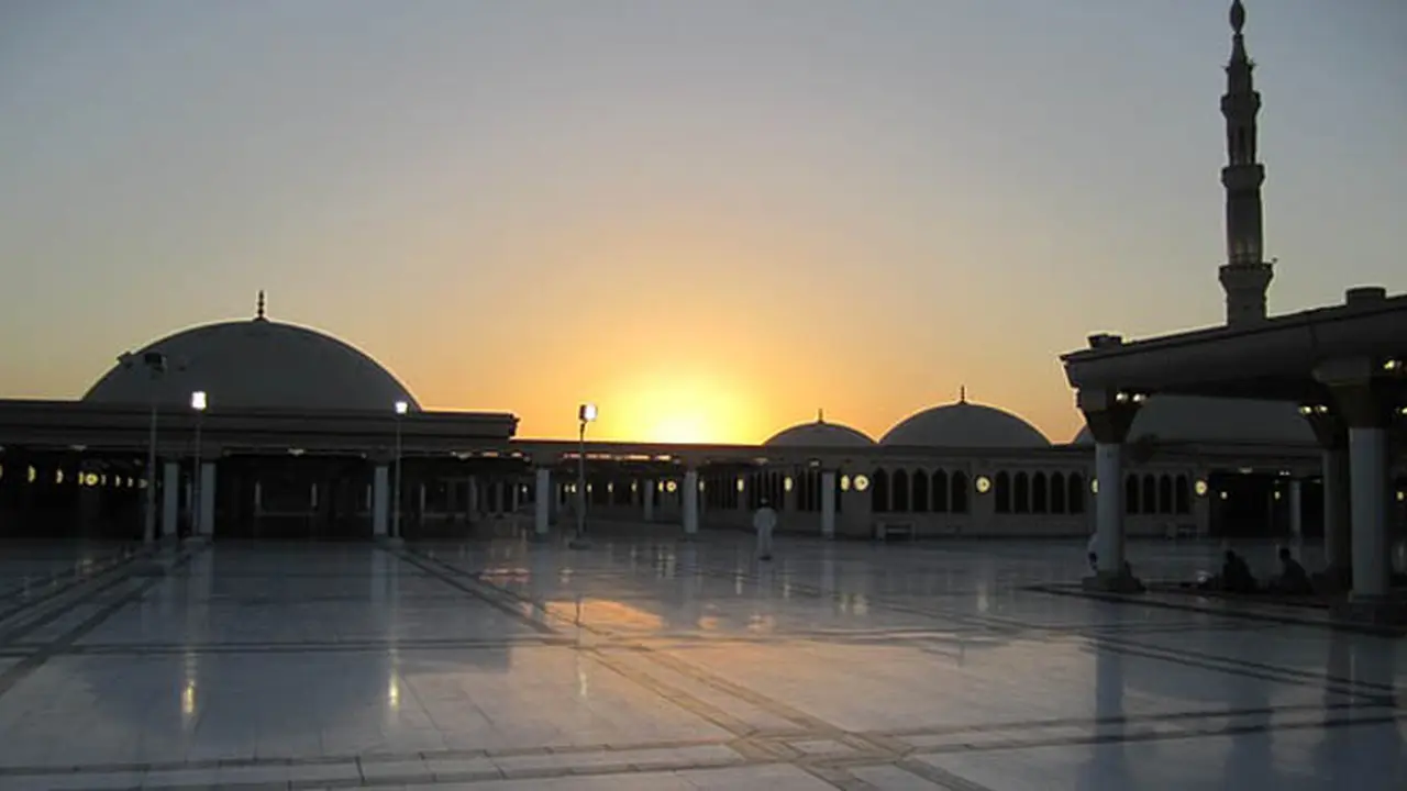 8 Amalan Nabi pada 10 Hari Terakhir Ramadan