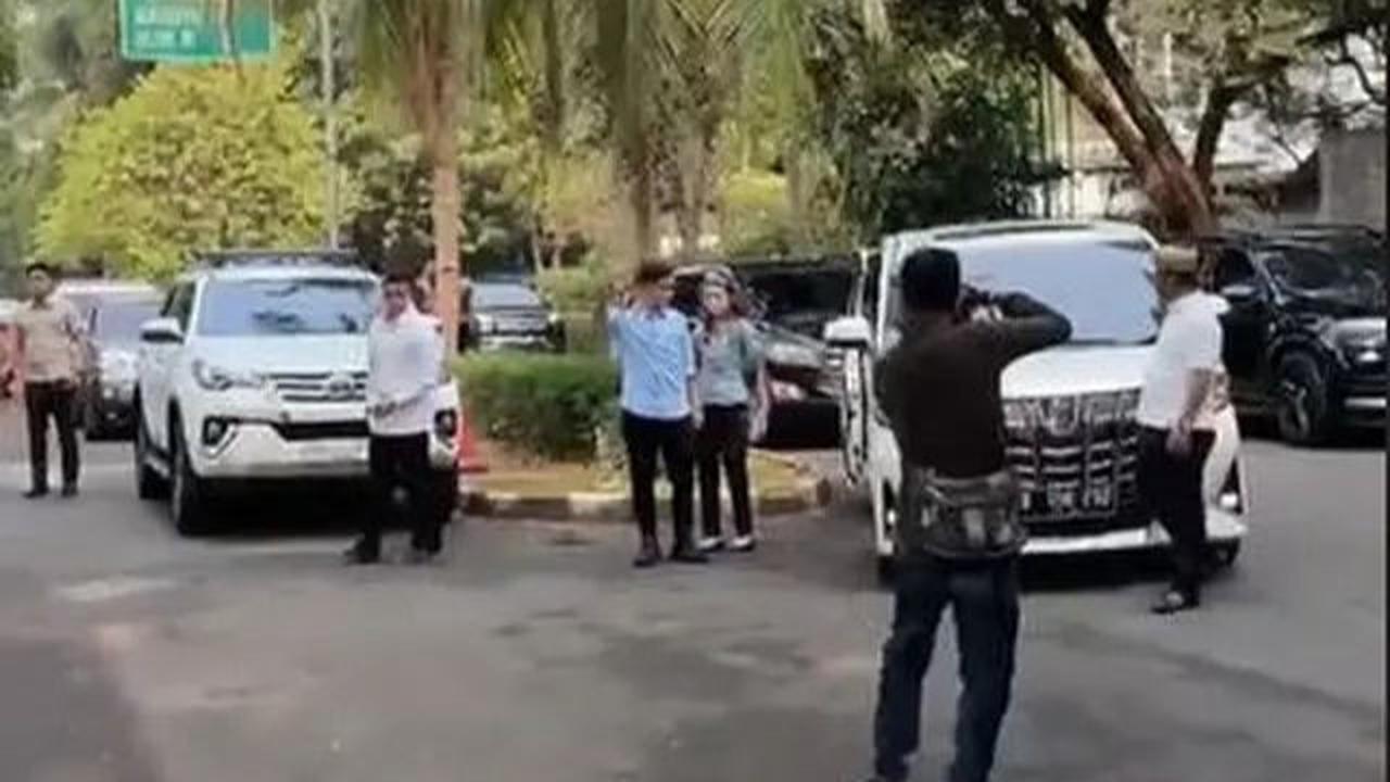 Kedatangan Gibran dan Selvi