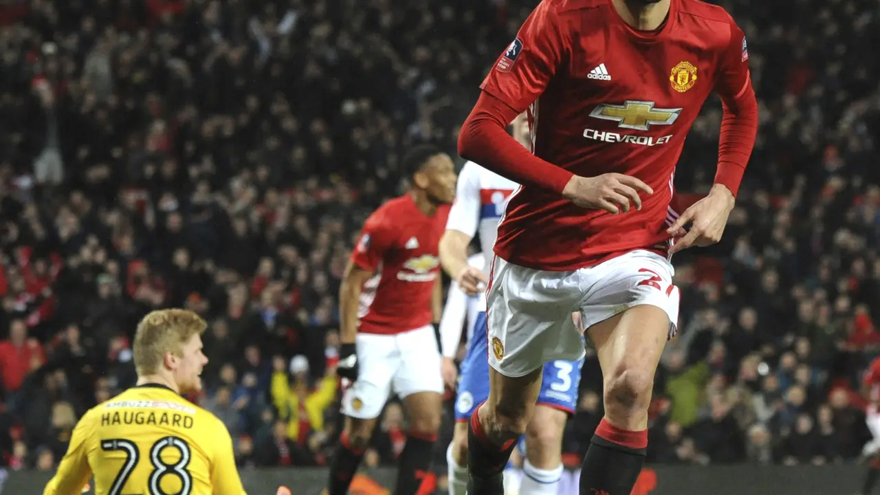 Manchester United vs Wigan Athletic