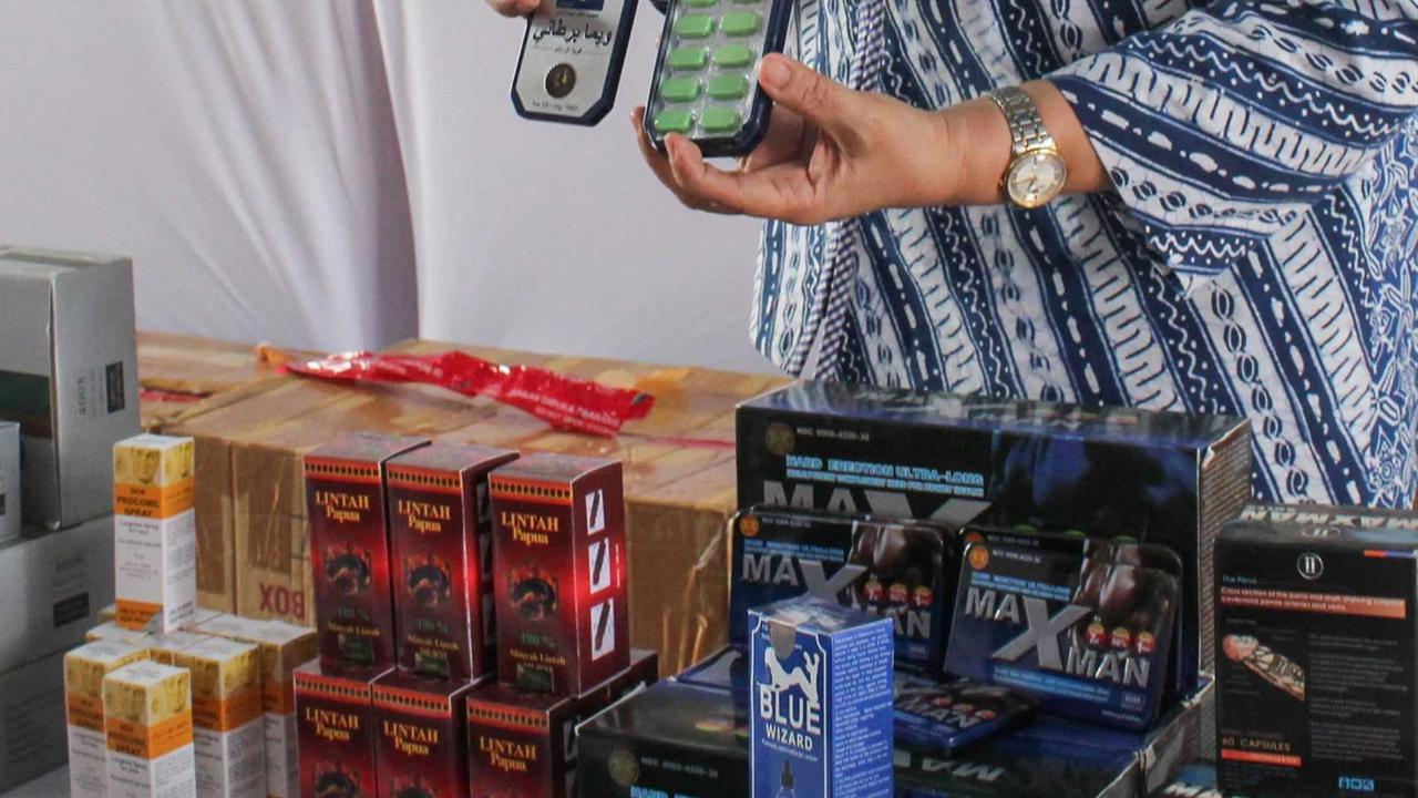 FOTO: BPOM dan Polisi Gagalkan Peredaran Obat Ilegal Bernilai Miliaran di Jakarta Barat
