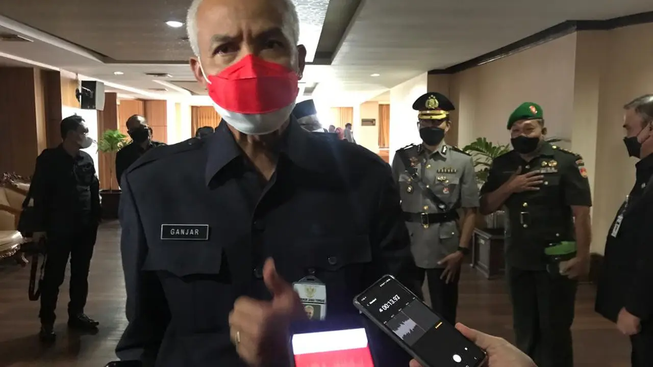 Foto Gubernur Jawa Tengah Ganjar Pranowo