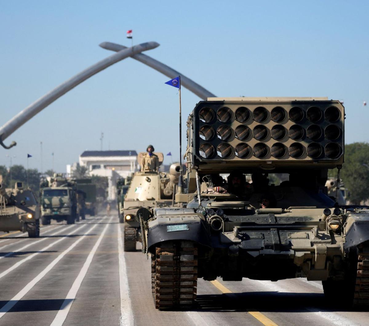 Hari Tentara di Irak yang digelar setiap tanggal 6 Januari setiap tahunnya diperingati dengan penuh kebanggaan dan penghormatan. Selain mengenang dan memberikan penghargaan kepada para pahlawan, Irak juga memamerkan sederet kendaraan tempurnya yang canggi