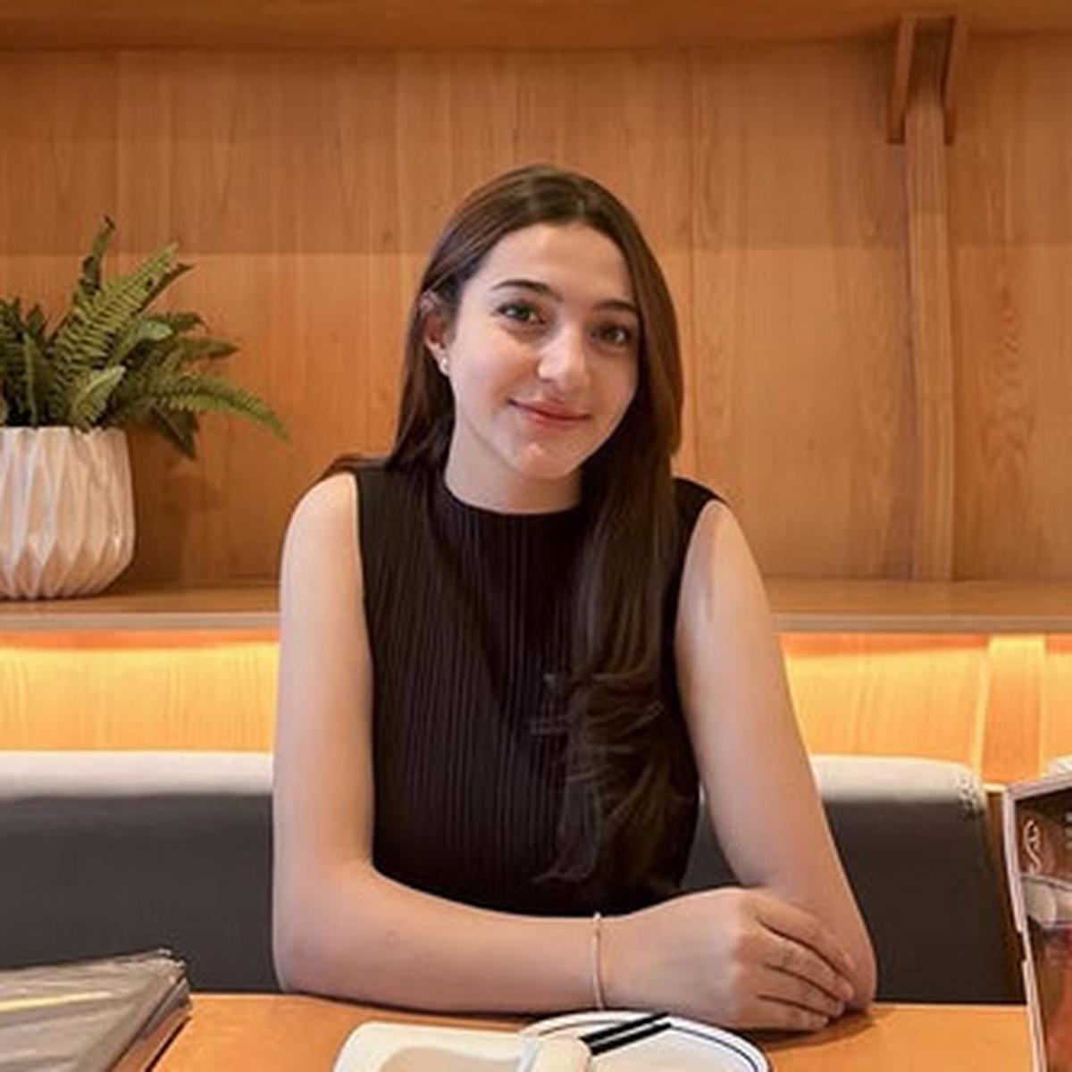 5 Potret Cantik Amanda Lucson, Aktris Muda Berbakat dan Model yang Kini jadi Sorotan