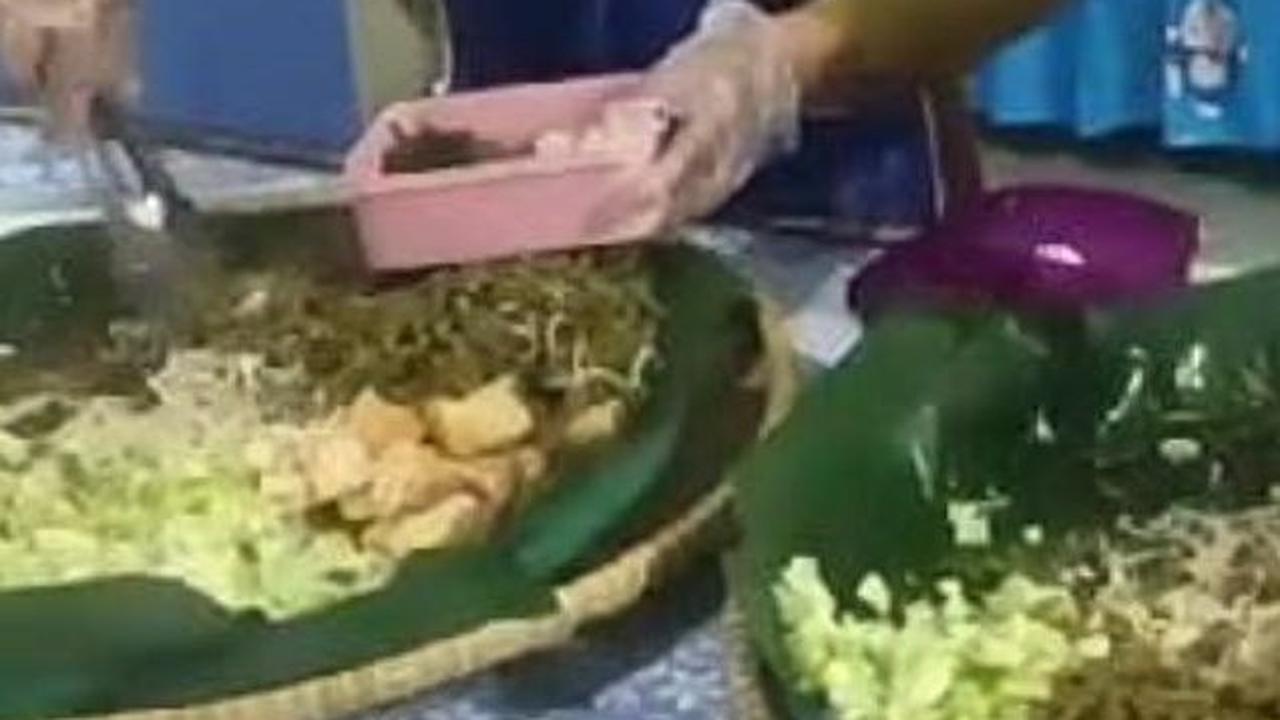 Pedagang Siomay Ngeluh ke Airlangga: Harga Makanan Program Makan Siang Kemurahan, Usul Rp20.000
