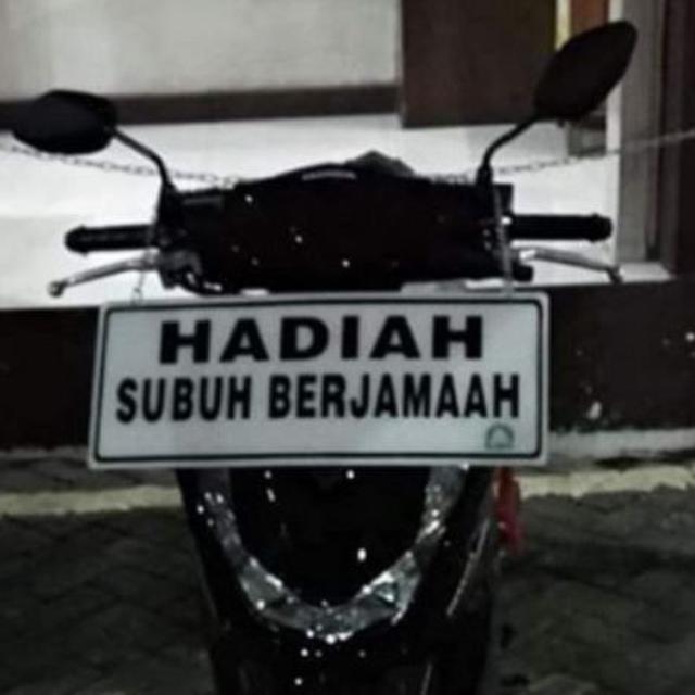 Heboh Salat Subuh Berjemaah Berhadiah Motor Regional Liputan6 Com