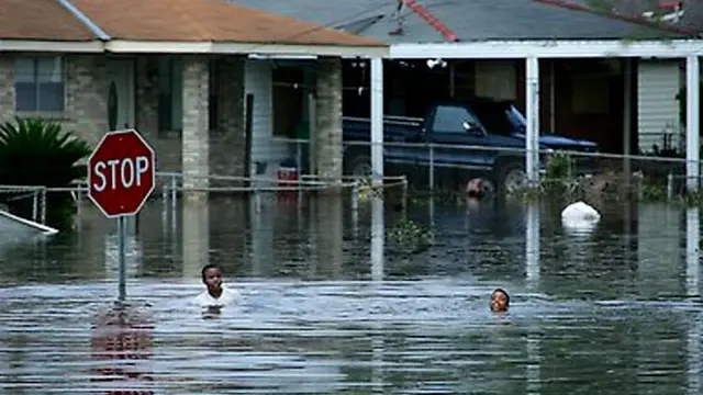 1-new-orleans-banjir-140121c.jpg