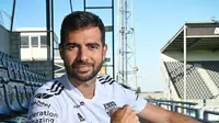 Jordi Amat Maas adalah seorang pemain sepak bola keturunan Indonesia di Spanyol.