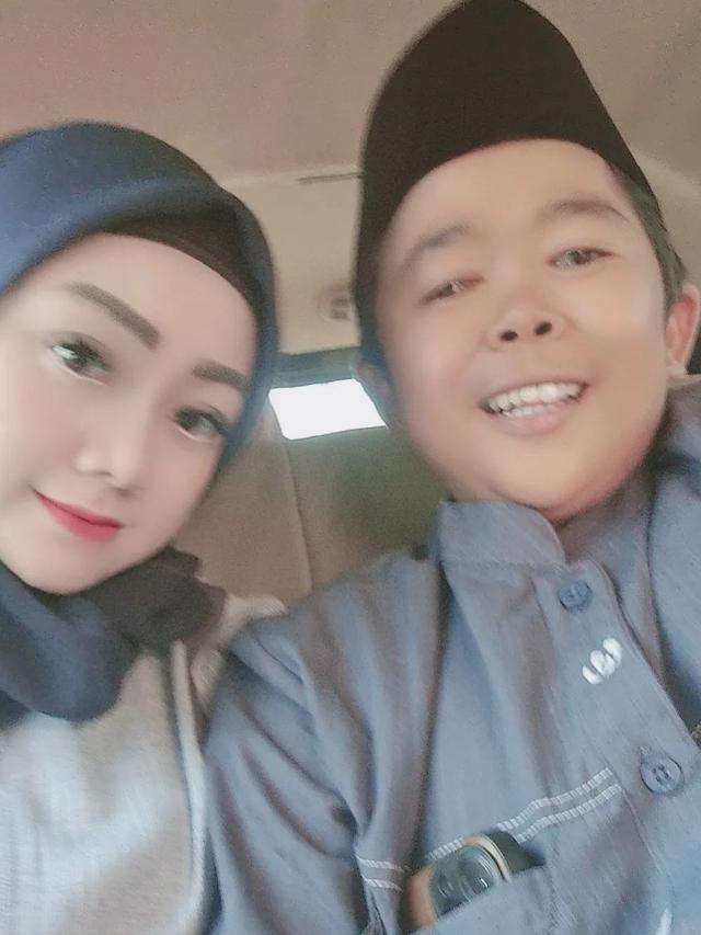 Adul dan Wenty Eri (Sumber: Instagram/adulkhan83)