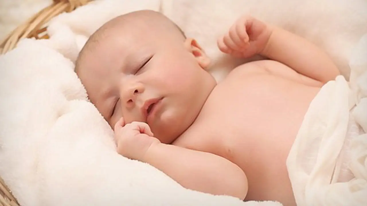 Cara menidurkan bayi/copyright Pixabay.com/esudroff