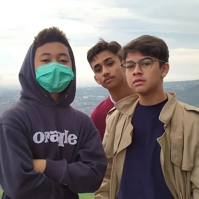 Beranjak Dewasa, Ini 6 Potret Terbaru Baim Mantan Artis Cilik