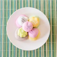 ilustrasi mochi (sumber: Freepik)