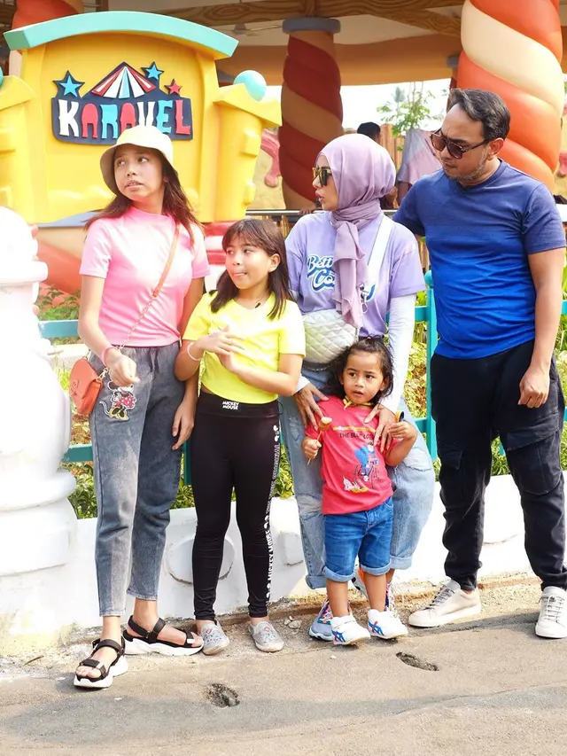 Keharmonisan Keluarga Bebi Romeo dan Meisya Siregar (sumber: instagram/@meisya__siregar)