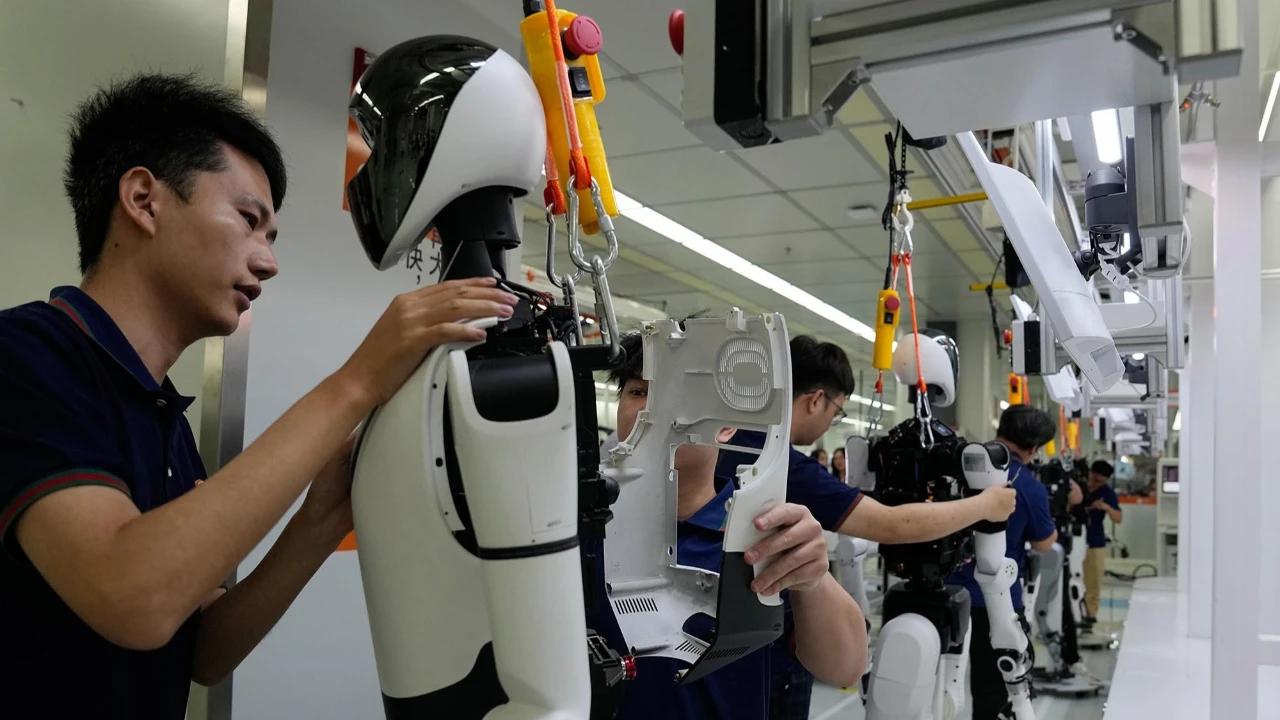 FOTO: Melihat Pabrik Robot Masa Depan di Beijing