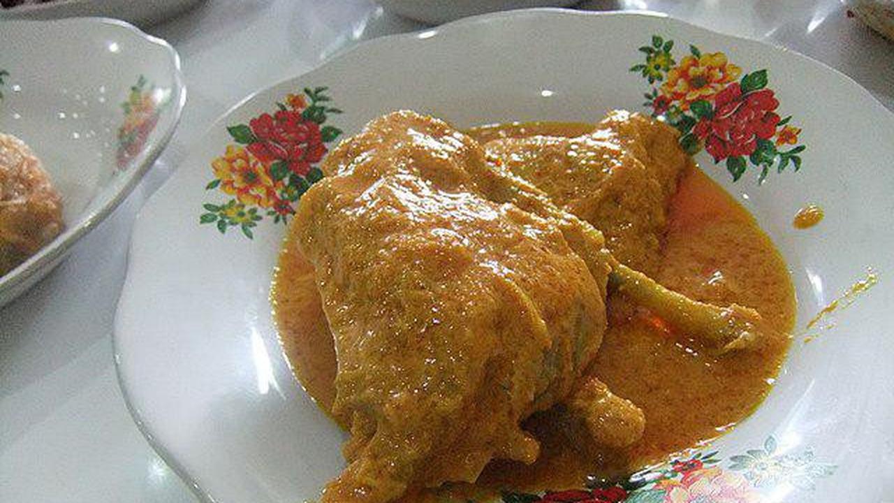 Ilustrasi Gulai Ayam.